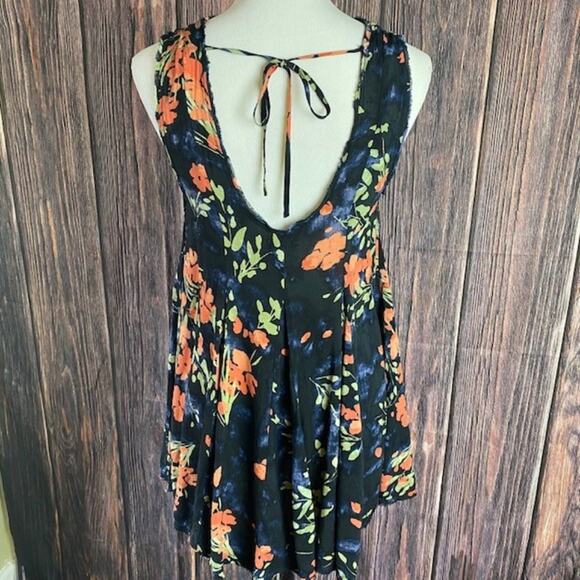 Ecote Women's Black & Coral Floral Tunic Dress Back is Cutout with Ties Small - Picture 6 of 9